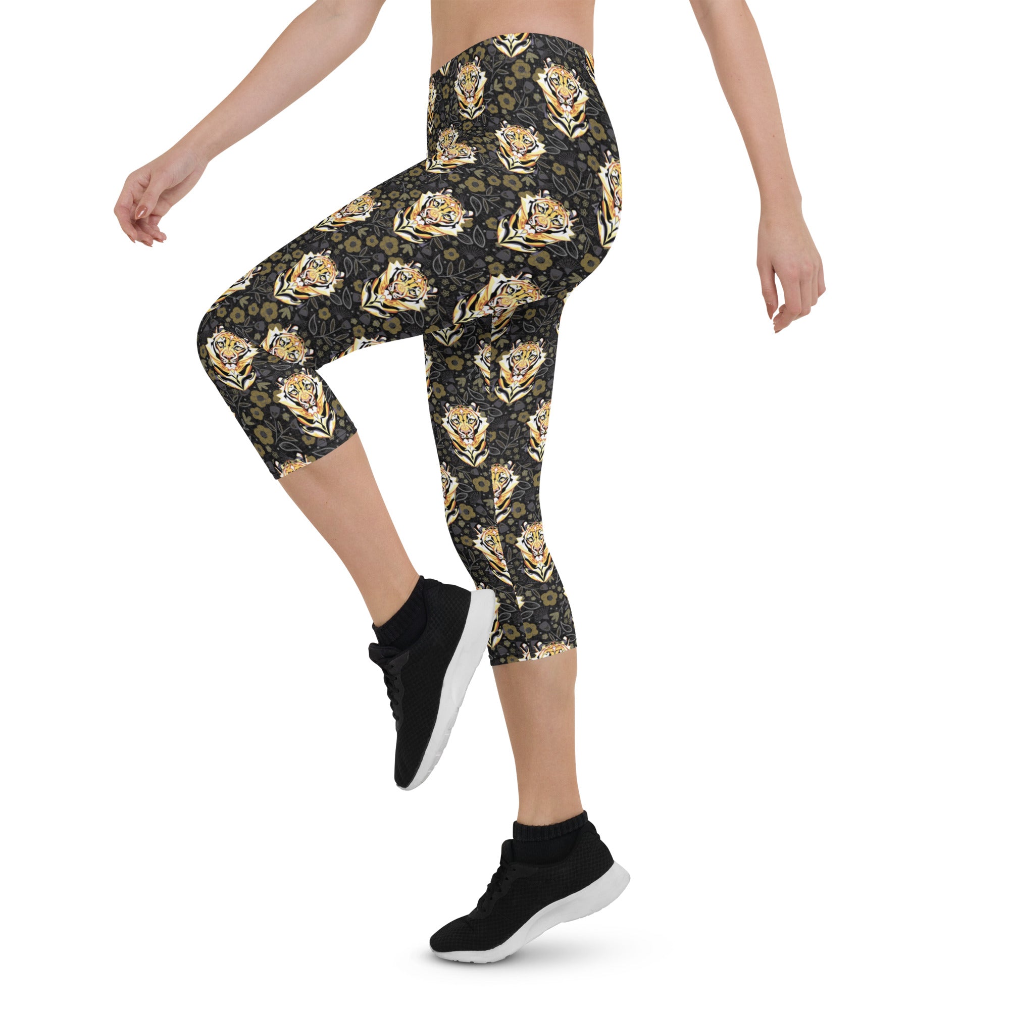 Capri Leggings with Pockets – Sandhills Clothing Co.